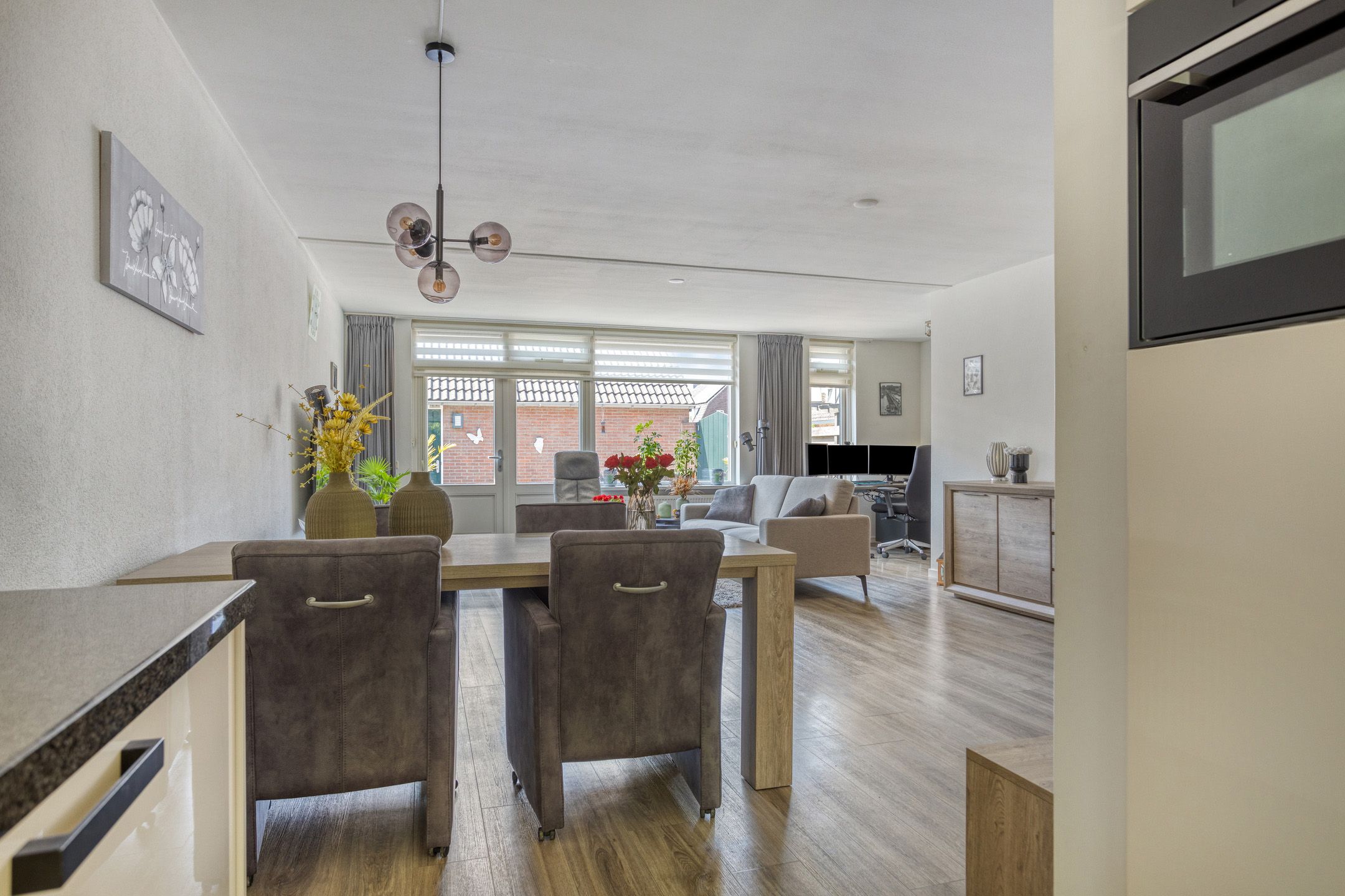 Foto 12 van P. Flintstraat 39