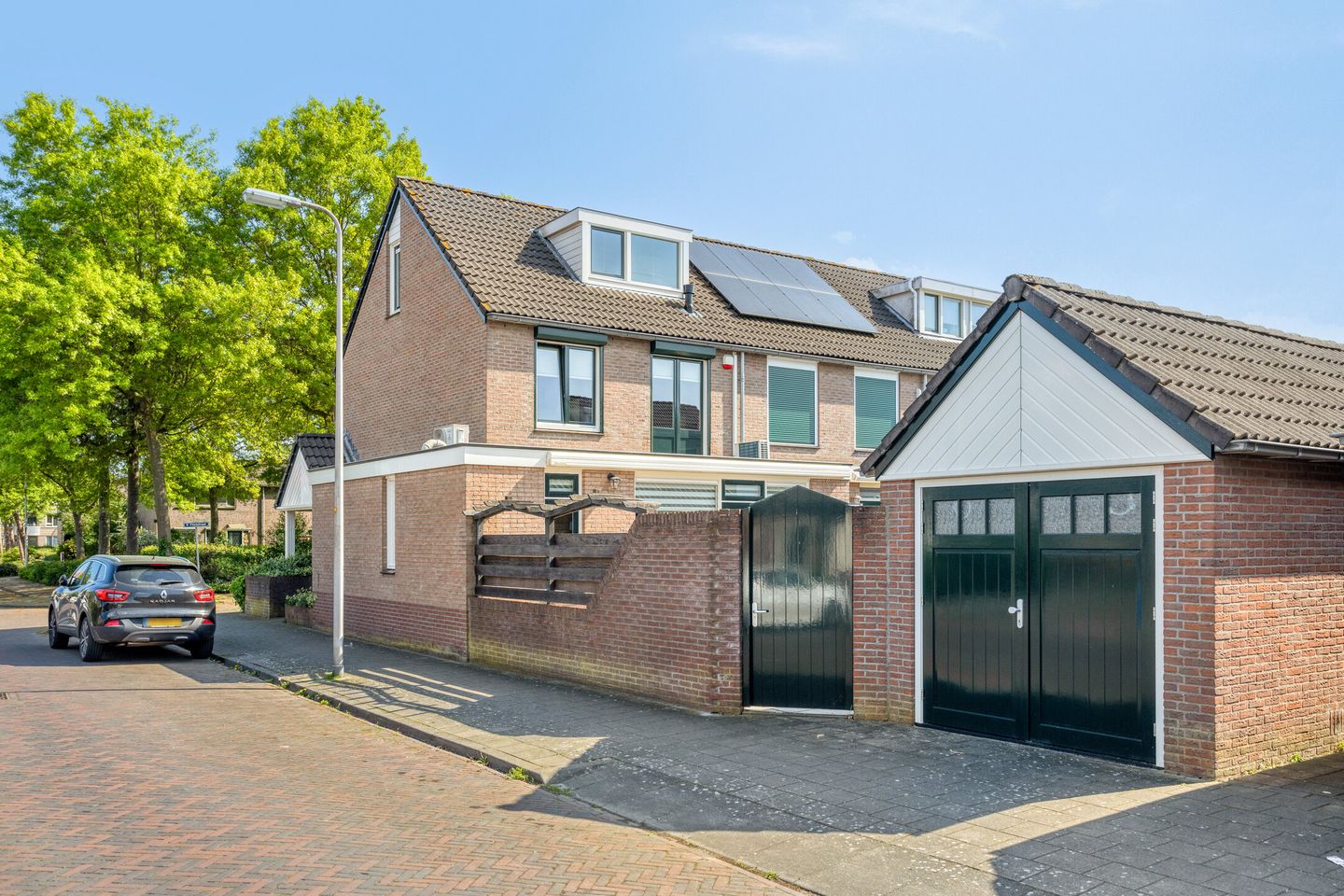 Foto 29 van P. Flintstraat 39