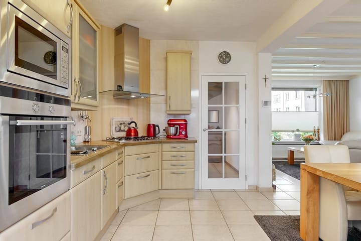 Foto 12 van Van Cloudtstraat 18