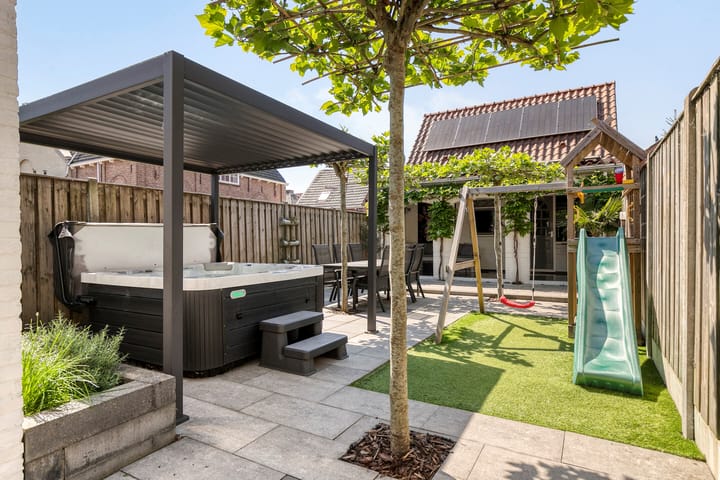 Foto 42 van Voorstraat 32