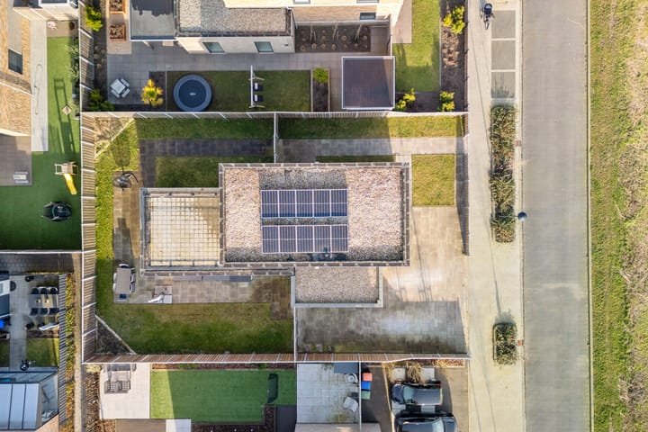 Photo 47 of Liesgras 11