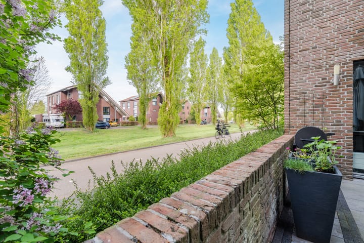 Foto 62 van Leo Fallplantsoen 12