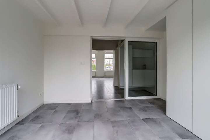 Foto 16 van Damstraat 130