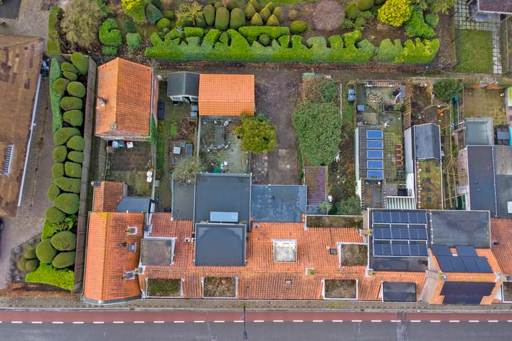 Foto 33 van Damstraat 130