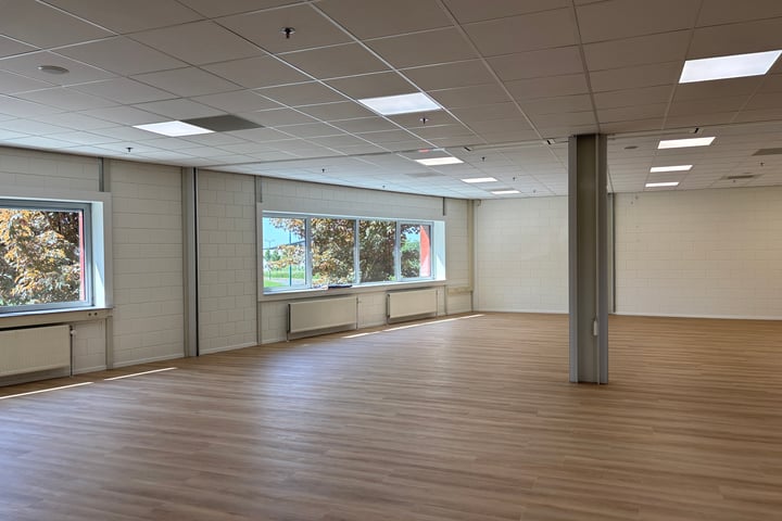 De Maat 1, Houten