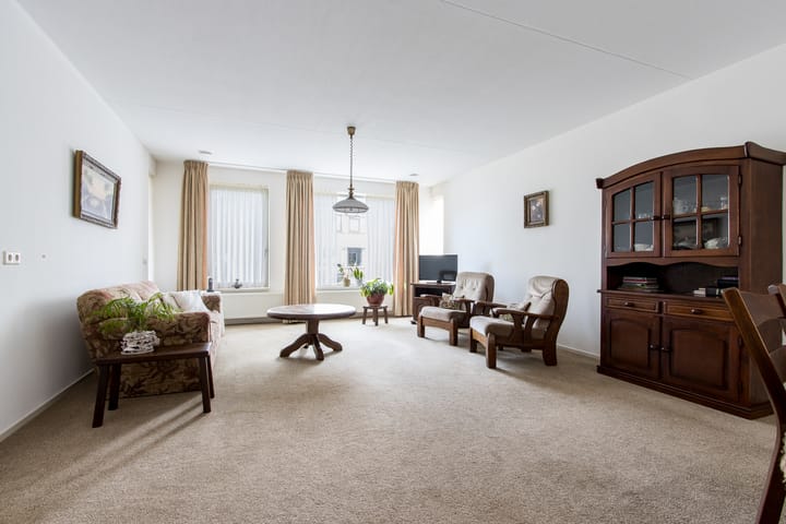 Foto 3 van Dirk Loef van Hornestr 10