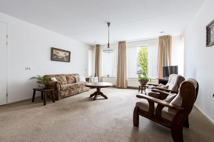 Photo 10 of Dirk Loef van Hornestr 10