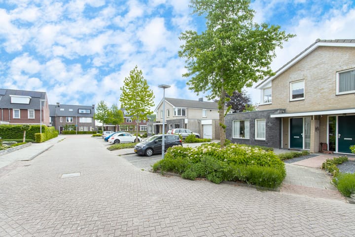 Photo 43 of Dirk Loef van Hornestr 10