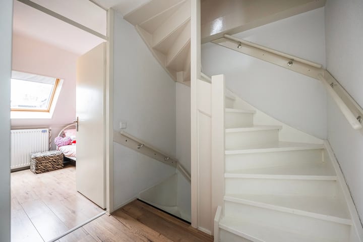 Foto 12 van Dovenetelweg 5