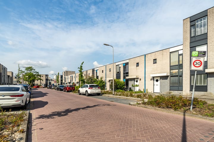 Foto 42 van Wilhelmina van Pruisenlaan 230