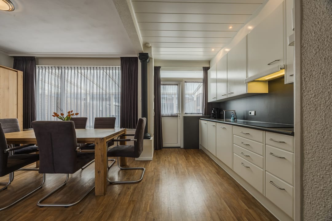 Foto 13 van Willem Barentszstraat 14