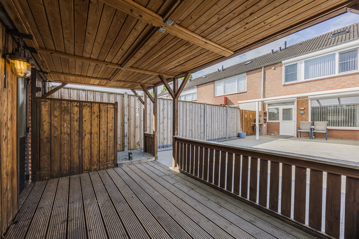 Foto 34 van Willem Barentszstraat 14