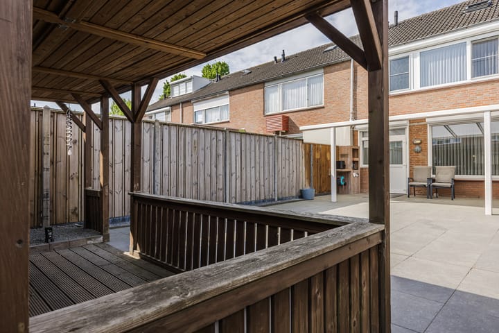 Foto 35 van Willem Barentszstraat 14