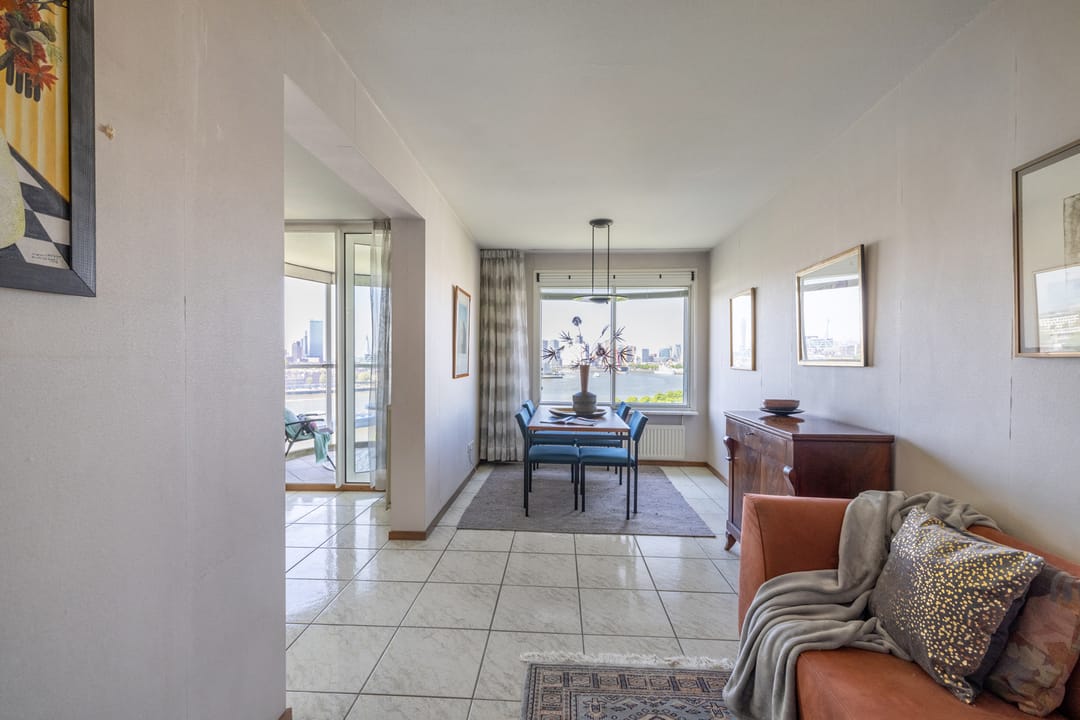 Photo 13 of Oostmaaslaan 884