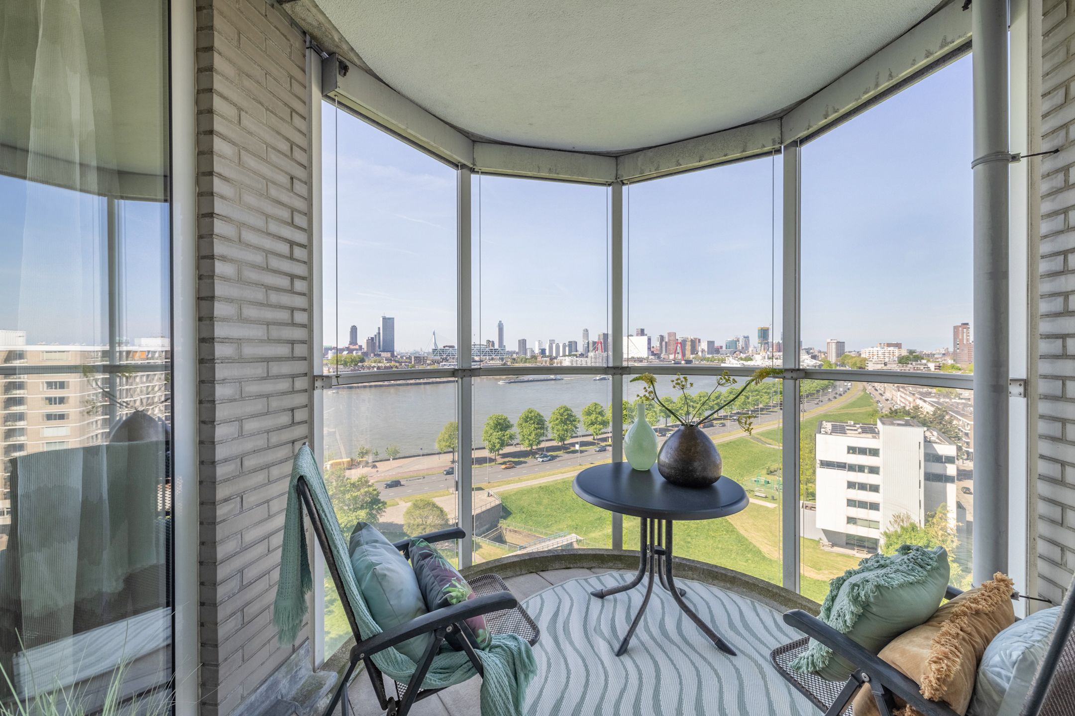 Photo 15 of Oostmaaslaan 884