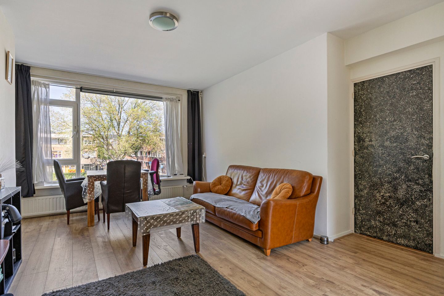 Foto 5 van Newtonplein 49