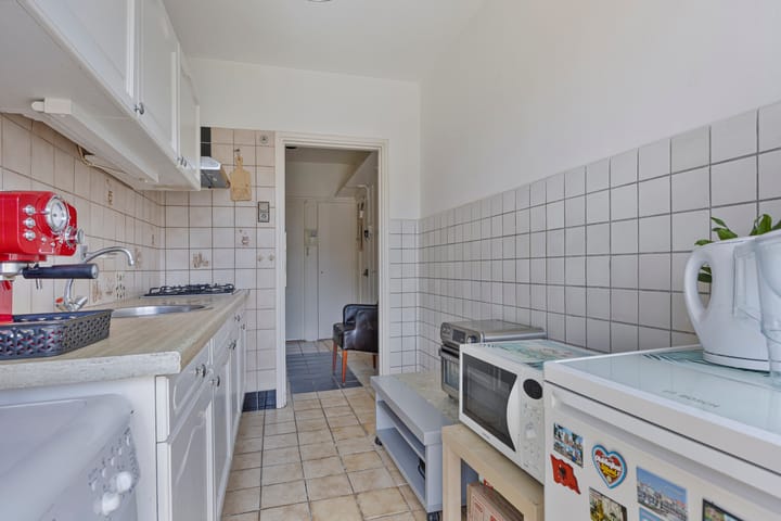 Photo 9 of Newtonplein 49