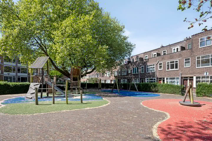 Photo 23 of Newtonplein 49