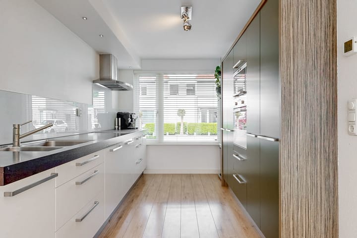 Foto 3 van Renoirhof 32