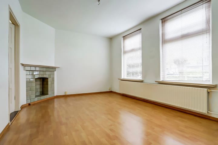 Foto 5 van Deken Cauthalsstraat 1