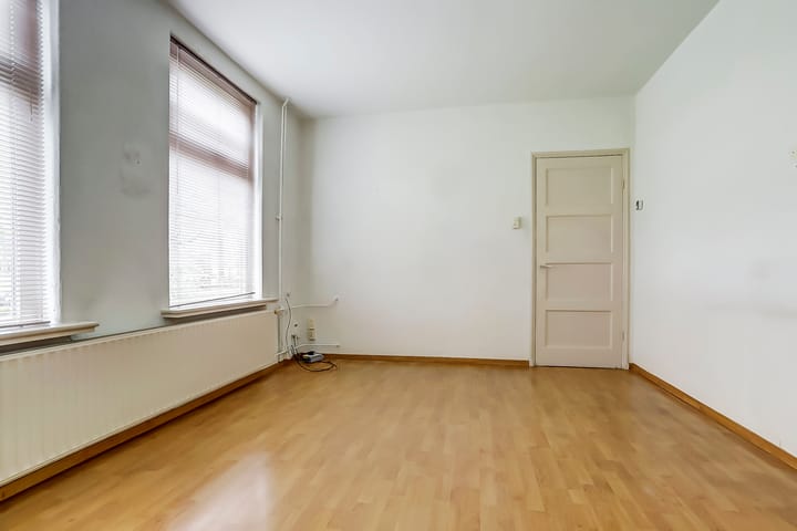 Foto 6 van Deken Cauthalsstraat 1