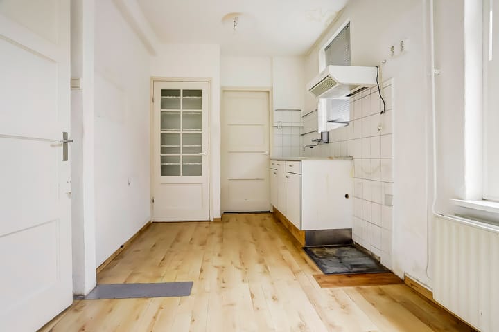 Foto 8 van Deken Cauthalsstraat 1