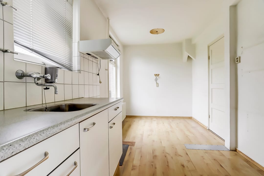 Foto 11 van Deken Cauthalsstraat 1