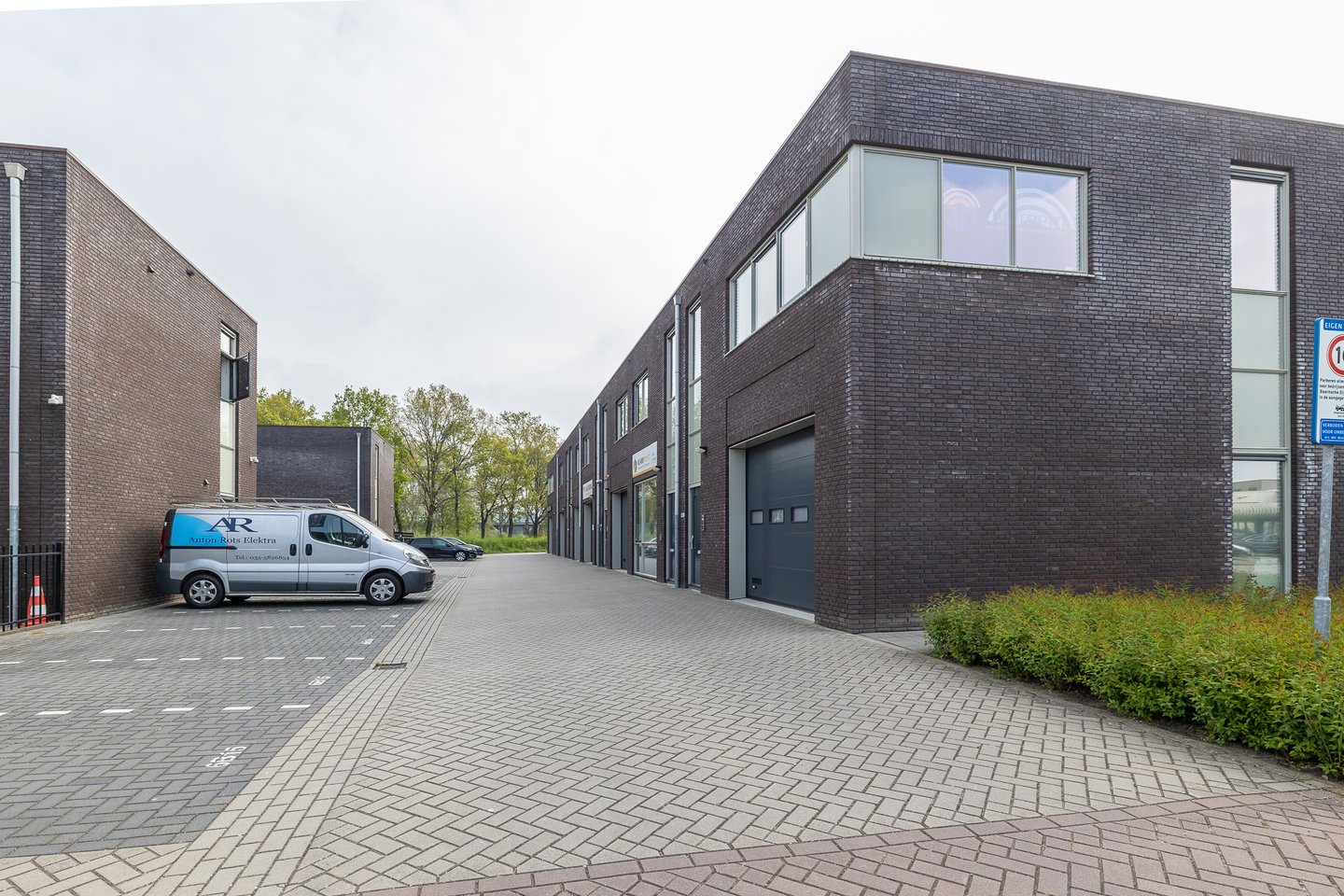 View photo 1 of Baarnsche dijk 6-B11