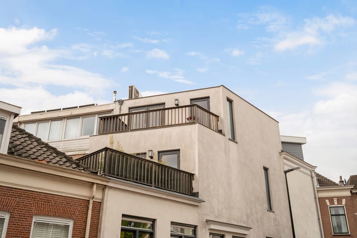 Foto 45 van Fenacoliuslaan 47-A