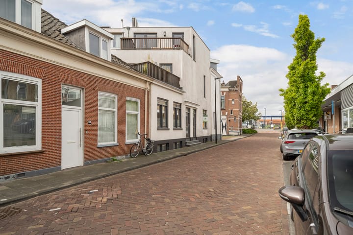 Foto 44 van Fenacoliuslaan 47-A