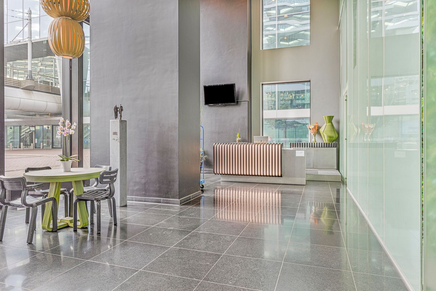 Photo 5 of Anna van Buerenplein 239