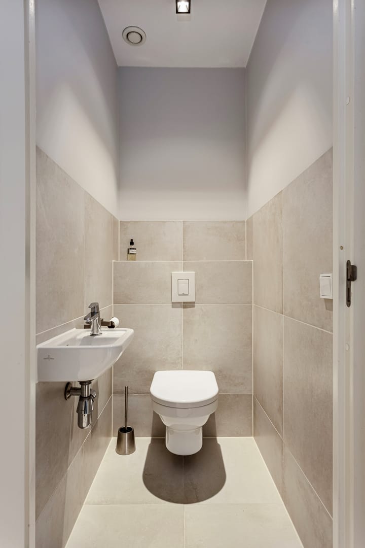 Foto 14 van Anna van Buerenplein 239