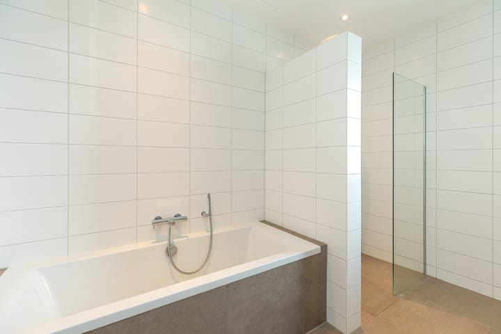 Foto 25 van Golfslag 34