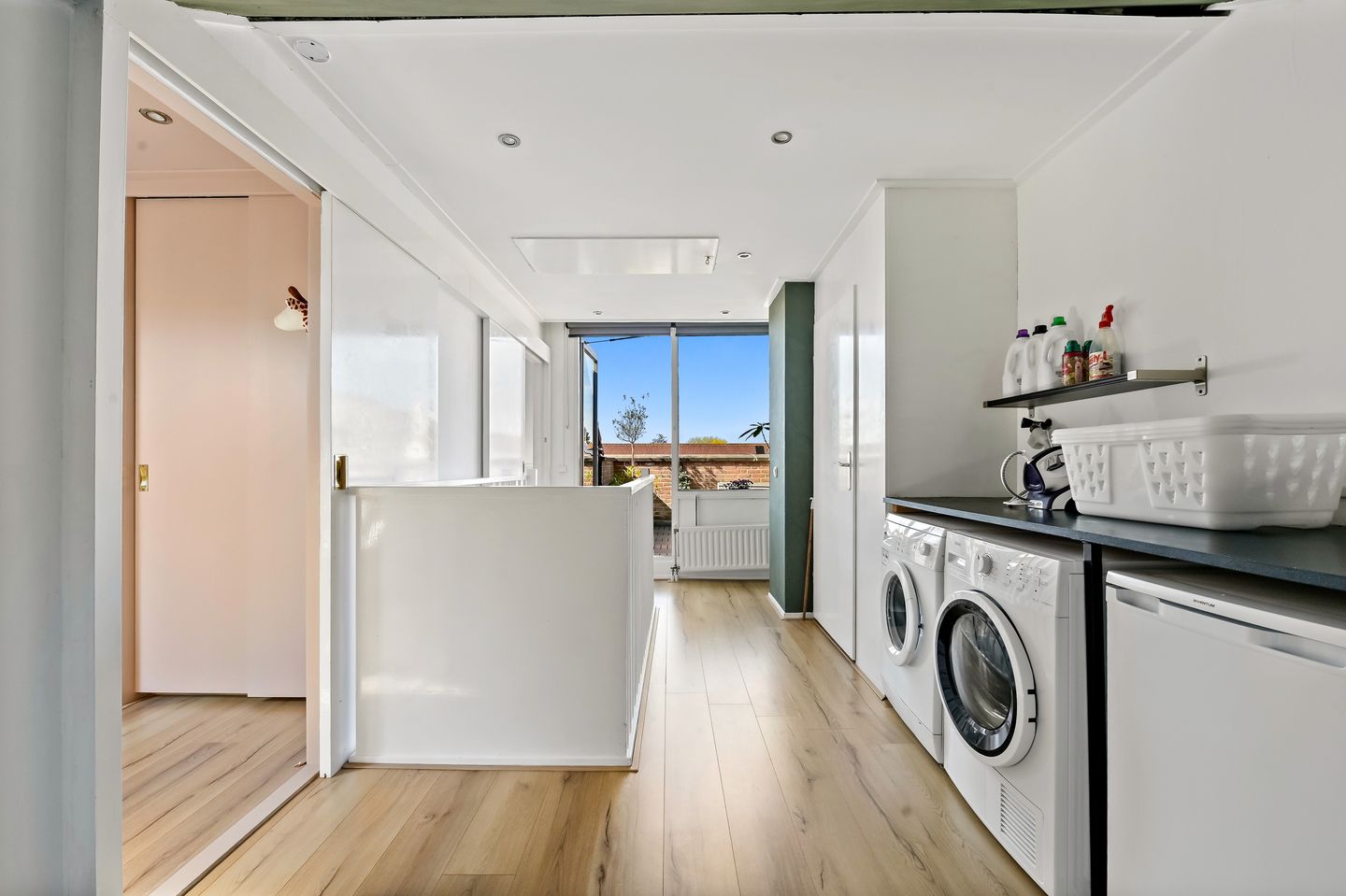 Foto 25 van Kaasjeskruid 37