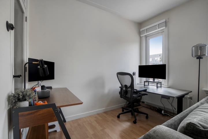 Foto 12 van Dorpsweg 6-B