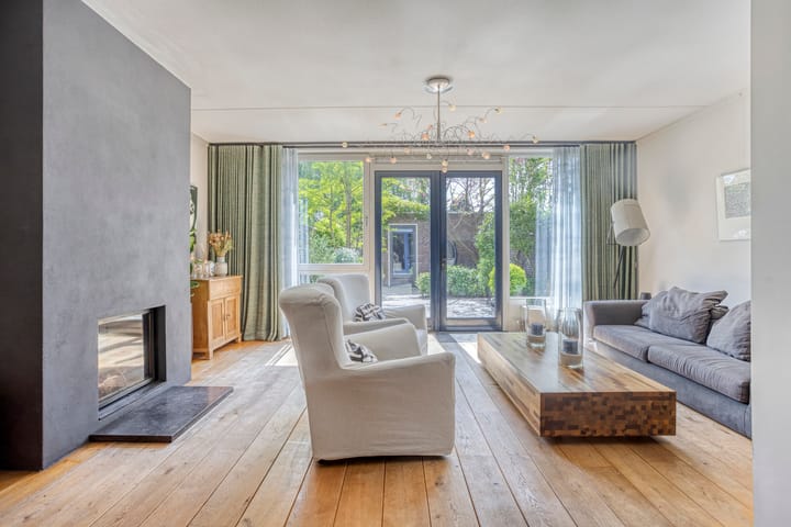 Foto 6 van van Erpstraat 56