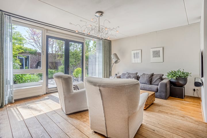 Foto 7 van van Erpstraat 56