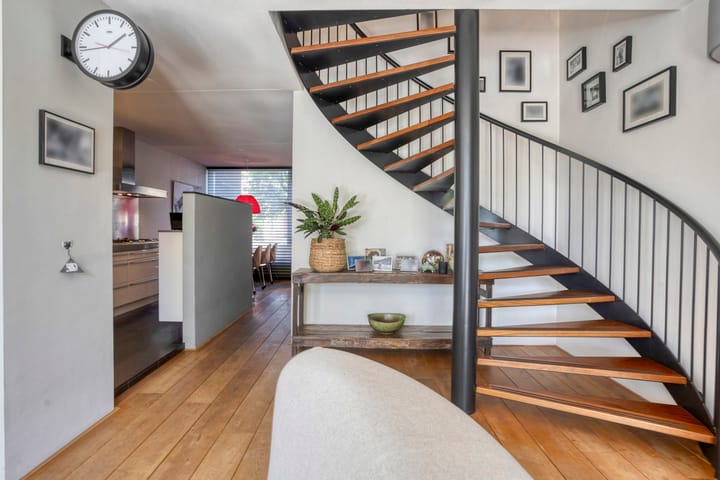 Foto 21 van van Erpstraat 56