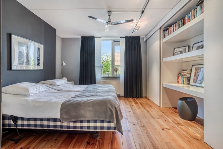 Foto 25 van van Erpstraat 56