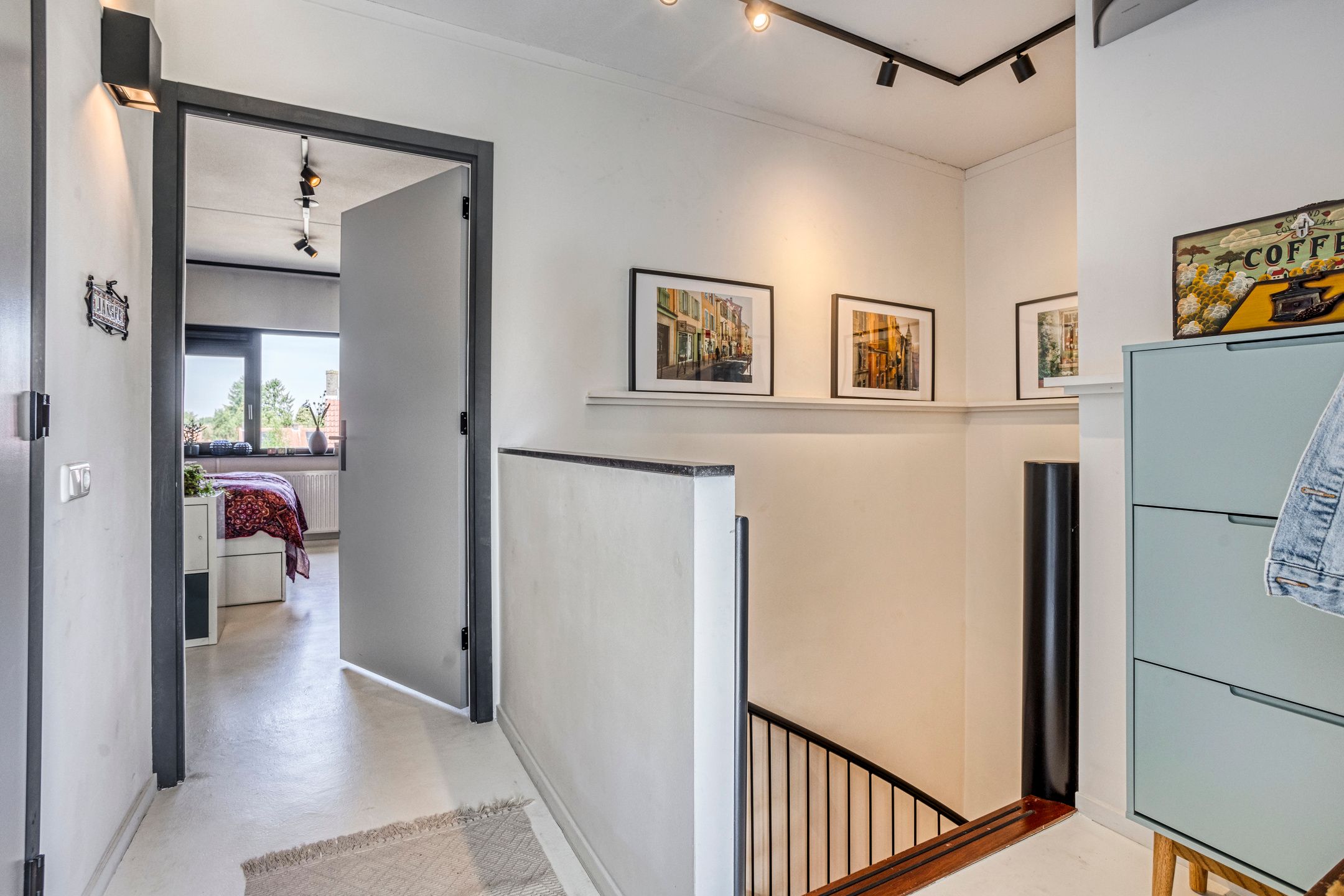 Foto 33 van van Erpstraat 56