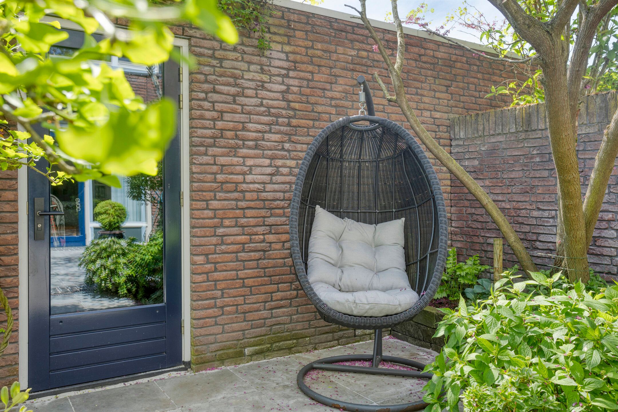 Foto 45 van van Erpstraat 56