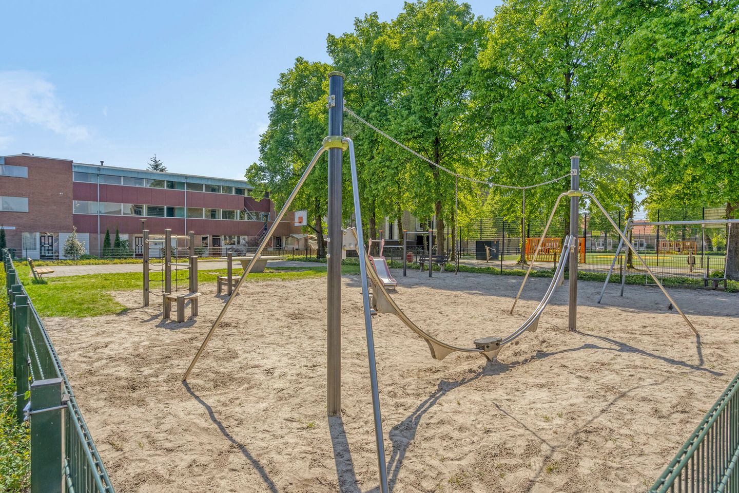 Foto 49 van van Erpstraat 56