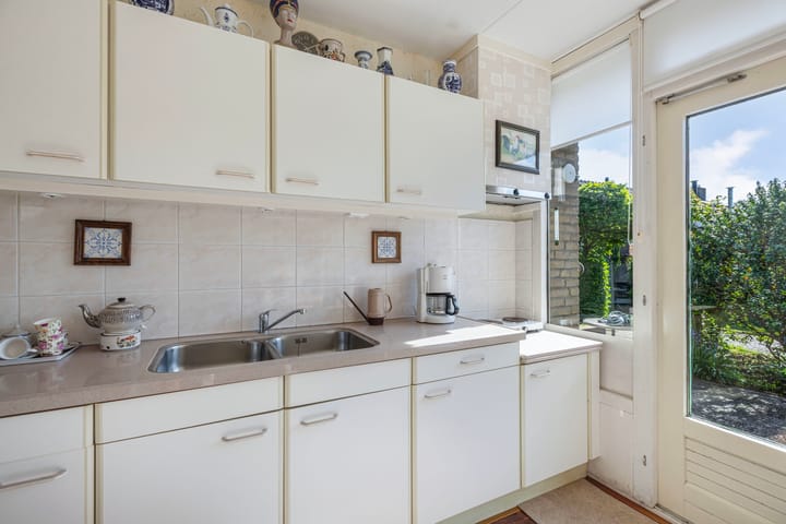 Photo 15 of Hemdijk 55