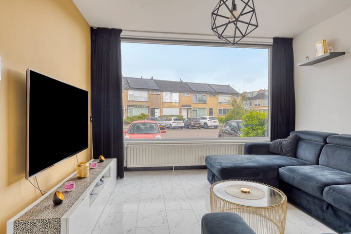 Foto 11 van Van IJsendijkstraat 269