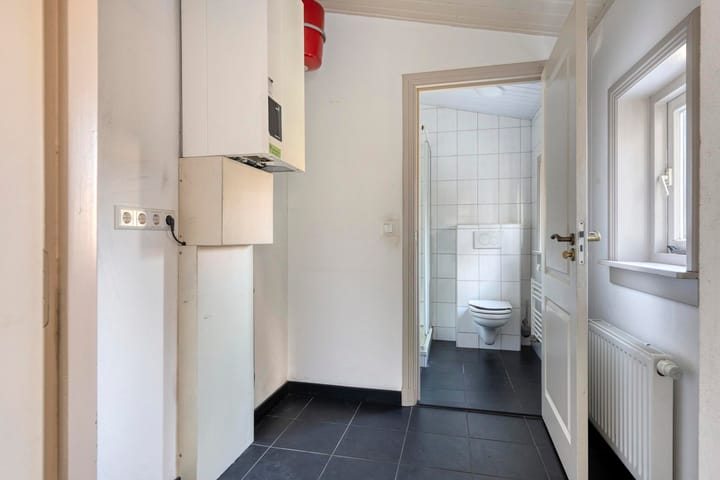 Foto 13 van Dampoortweg 3