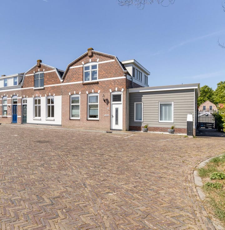 Foto 36 van Dampoortweg 3