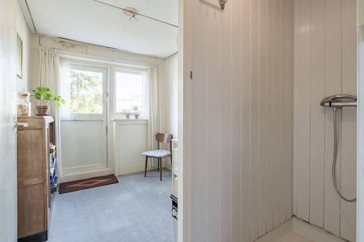 Foto 17 van Veluviaweg 13