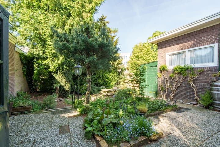 Foto 25 van Veluviaweg 13