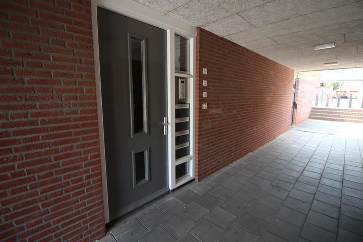 Photo 2 of Haegerhofplein 18