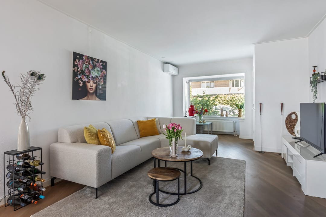 Photo 2 of Nicolaasstraat 22